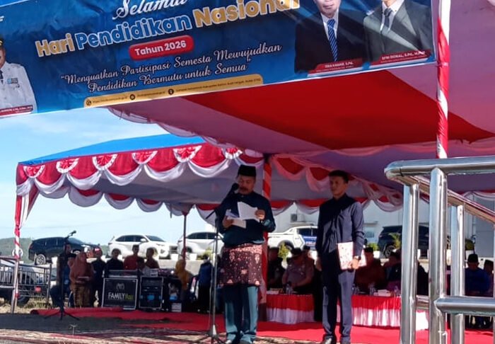 Bupati Kerinci Pimpin Upacara Hardiknas, Tegaskan Pendidikan Pembentuk Karakter Bangsa