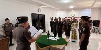 Penyegaran Organisasi, Kejari OKI Lantik Dua Pejabat Baru
