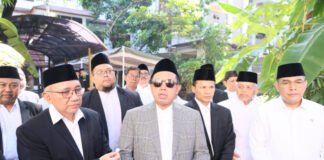 Serahkan Hewan Kurban ke Ponpes Darunnajah, Menteri Nusron: Idul Adha Momentum Mempererat Kebersamaan