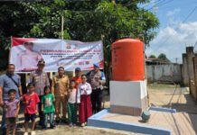 Sambut Hari Bhayangkara, Polsek Tulung Selapan Hidupkan Kembali Sumur Bor Terbengkalai di Desa Ujung Tanjung