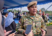Penutupan Latsarmil Komcad Gelombang I 2026, Wamen Ossy: Perkuat Karakter, Disiplin, dan Integritas ASN