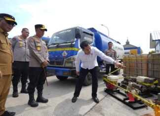 Sita 1,28 Juta Liter BBM Ilegal, Polda Sumsel Amankan 140 Tersangka