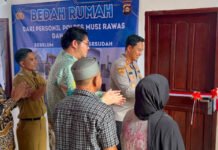 Polres Musi Rawas dan PT SMS Serahkan Rumah Layak Huni untuk Warga Muara Lakitan