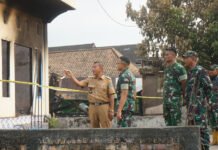 Dandim 0402/OKI Salurkan Bantuan Sembako ke Korban Kebakaran di Desa Serinanti