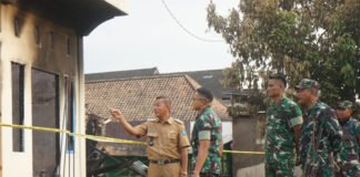 Dandim 0402/OKI Salurkan Bantuan Sembako ke Korban Kebakaran di Desa Serinanti