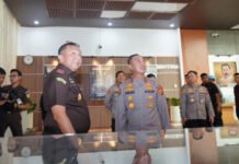 Momen Hangat Kunjungan Kapolda ke Kejati Sumsel, Tepis Isu Friksi