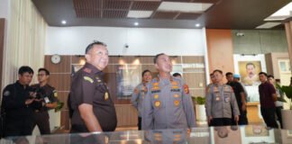 Momen Hangat Kunjungan Kapolda ke Kejati Sumsel, Tepis Isu Friksi