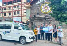 Dukung Pelayanan Sosial, BRI Serahkan Mobil Jenazah ke Yayasan Buddhakirti