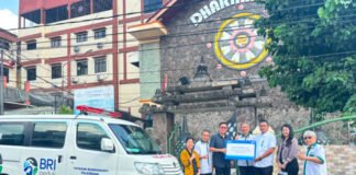 Dukung Pelayanan Sosial, BRI Serahkan Mobil Jenazah ke Yayasan Buddhakirti