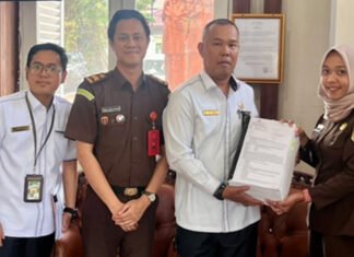 Kejari OKI Seret Mantan Kepala Kantor Pos Air Sugihan Kanan ke Pengadilan