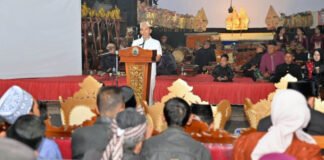 HUT ke-52 Dusun Blora, Bupati Egi Ajak Warga Wariskan Persatuan dan Kemajuan untuk Generasi Mendatang