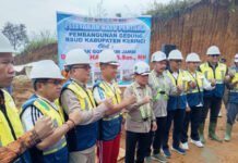 Sah! Gubernur Jambi Letakkan Batu Pertama Sebagai Simbol Dimulainya Pembangunan RSUD Kerinci