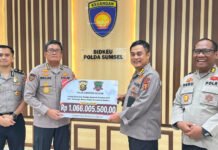 Polda Sumsel Salurkan Bantuan Rp1,06 Miliar untuk Korban Gempa NTT