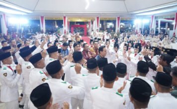 Sukses Kawal Merah Putih, Bupati Muchendi Ajak Paskibraka OKI Terus Berkarya