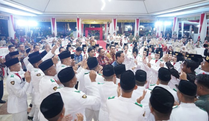 Sukses Kawal Merah Putih, Bupati Muchendi Ajak Paskibraka OKI Terus Berkarya