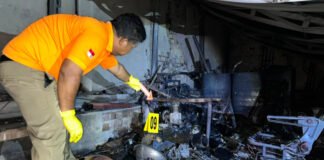 Rumah Diduga Jadi Gudang BBM Terbakar, Polisi Amankan Puluhan Drum dan Mesin Pompa
