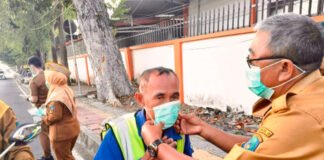Kualitas Udara Menurun, Pemkab OKI Bagikan Masker dan Batasi Aktivitas Sekolah