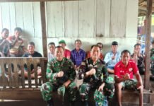 Tim Mabes TNI Gelar Anjangsana dan Penyuluhan Karhutla di Desa Cinta Jaya