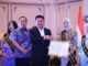 Ike Muchendi Raih Penghargaan Bhakti Adipustaka Sumsel 2026