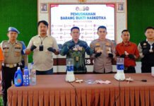 Cegah Narkoba Kembali Beredar, Polres OKI Musnahkan 994 Pil Ekstasi