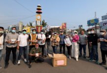 IJP Lampung Bagikan 3.000 Masker ke Pengendara di Tugu Adipura
