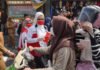 Peduli Warga Terdampak Abu Vulkanik, Purnama Wulan Sari Bagikan 10.000 Masker