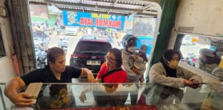 Harga Emas Hari Ini di Palembang: Perhiasan Stabil, Antam dan Galeri 24 Kompak Turun