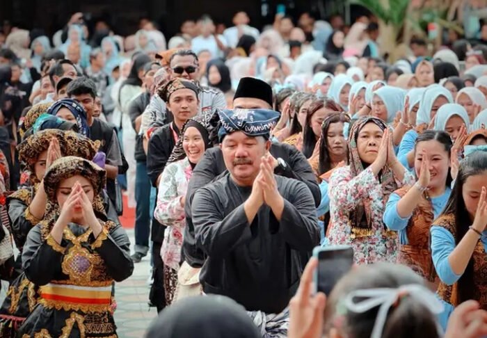 Ribuan Warga Padati Penutupan Festival Budaya Kerinci 2026, Ini Pesan Bupati Monadi