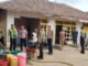 Satlantas Polres OKI Salurkan 10.000 Liter Air Bersih ke Warga Lubuk Seberuk