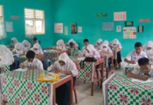 15.000 Pelajar OKI Pecahkan Rekor MURI Lewat Gerakan Menulis Cerpen
